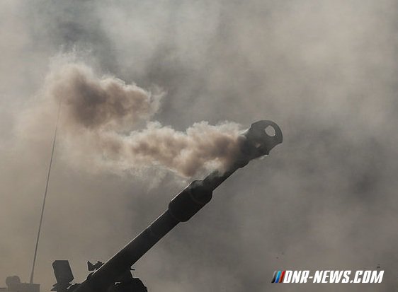MauriceSchleepe's tweet photo. This morning #Ukraine regime opened fire on the #Svitlodarsk and #Debaltsevo region with the use of artillery.#Donbass. https://t.co/Rbu7Nm7LOP