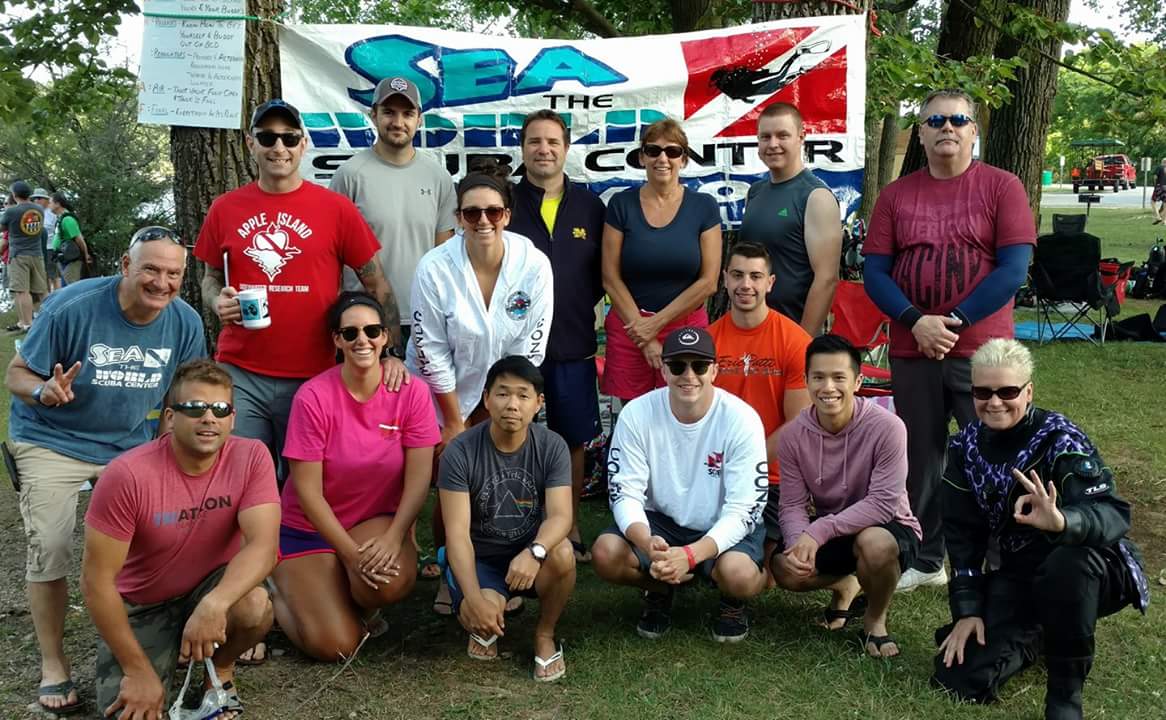 SeatheWorldSC's tweet photo. Great day to start our Open Water Weekend! And International Women's Dive Day. #InternationalWomensDiveDay  #scubadiving #padi #scuba https://t.co/jgY5ISe8d2