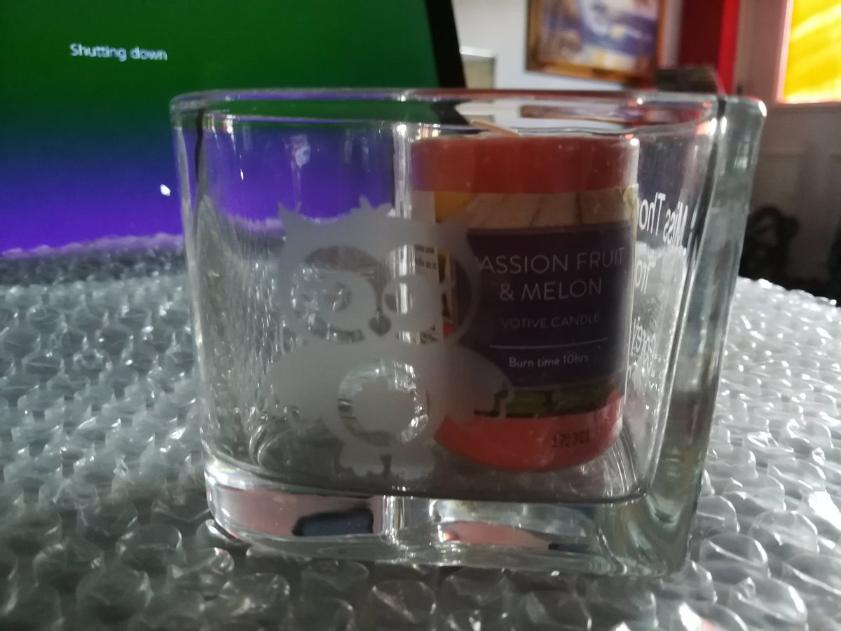 Peorgie21's tweet photo. @barwellacademy Miss Thomassons present from Corey. X Handmade. https://t.co/wqdxTsQJqt