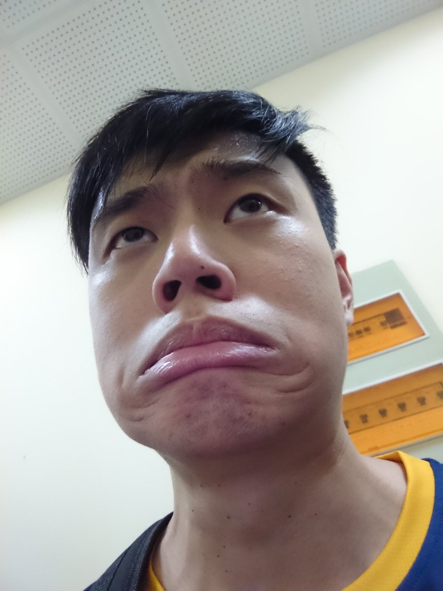 kerlos127's tweet photo. My face when dc. https://t.co/ySQtyN85CX
