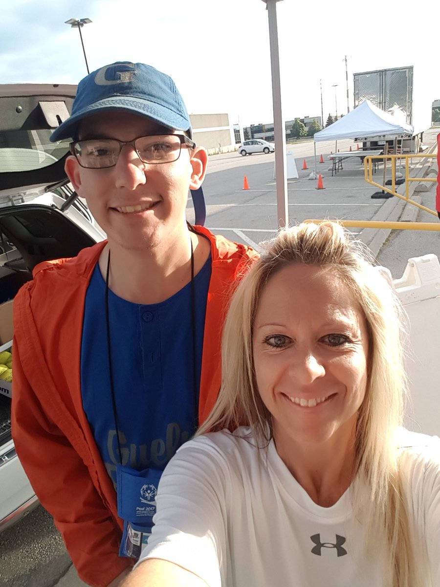 Clumsygirl71's tweet photo. Another One of our Amazing and great softball athletes! #SOO PRP !! #Letplayball Dunton Fields Mississauga! Medal games today! https://t.co/WIspFBbMfw