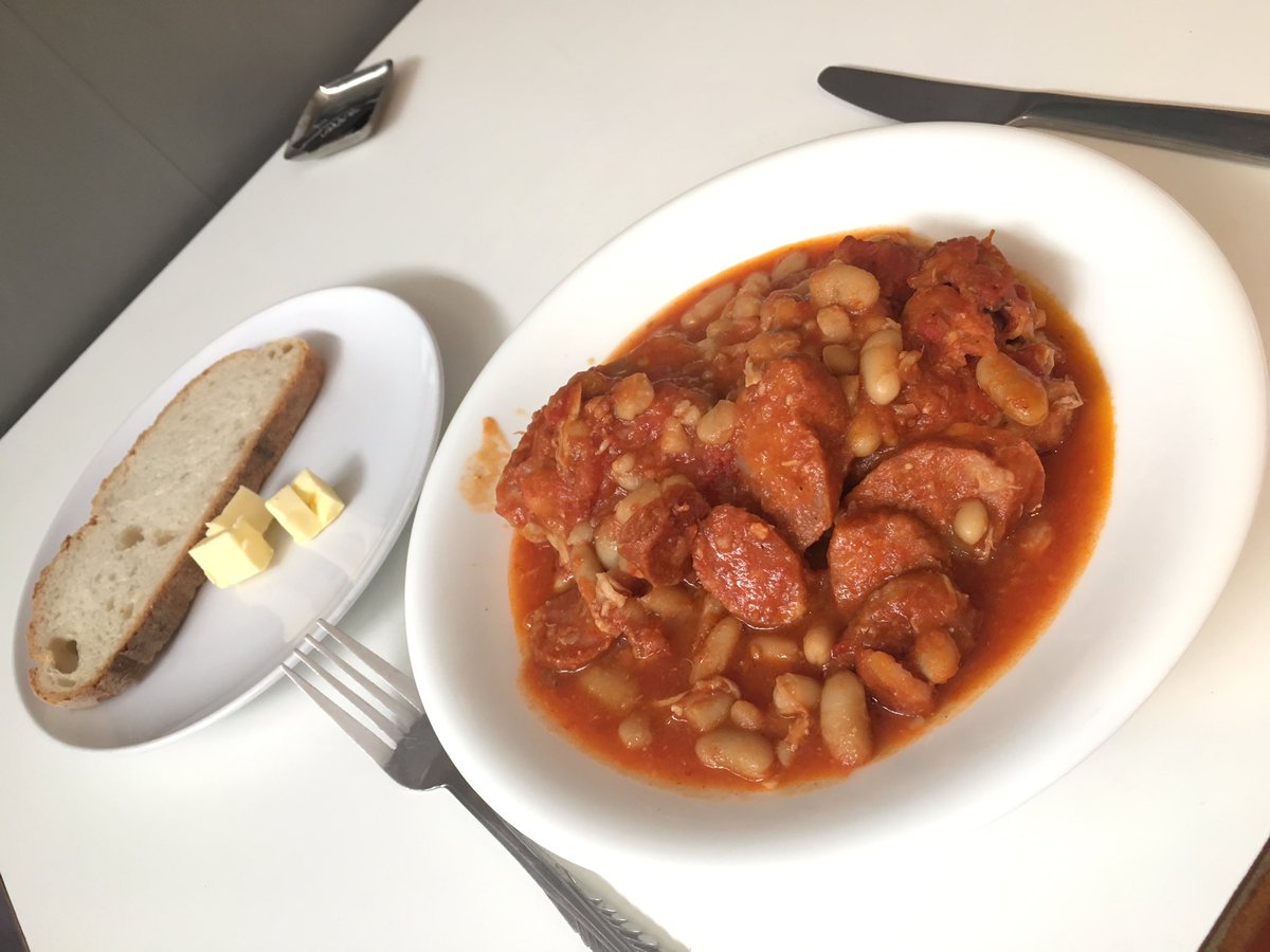 MorphInterior's tweet photo. Lunch @PapasCaf @PAPAsParkSW9  today. Chicken, chorizo and bean stew Mmmm #food #Lambeth #brixton https://t.co/P1lK4XDlXb