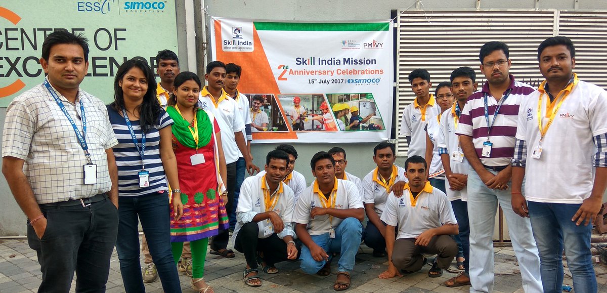 SIMOCO_EDU's tweet photo. #WORLDYOUTHSKILLSDAY2017
#SKILL_INDIA_MISSION
#2NDANNIVERSARYCELEBRATION

@MSDESkillIndia @NSDCINDIA @RajivPratapRudy @rsbiky https://t.co/WenNcNxmI4