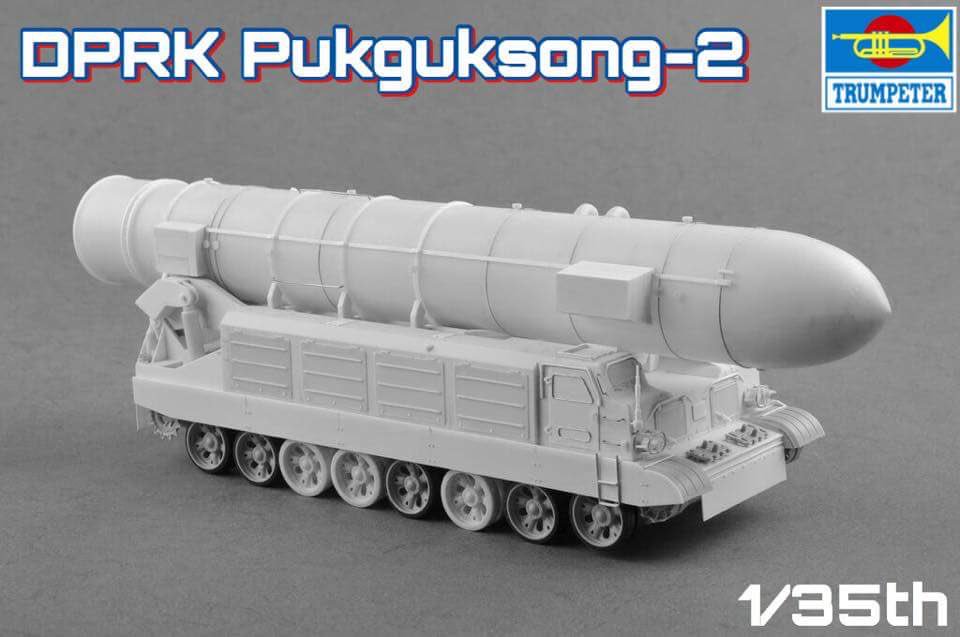 トラペの最新情報のキット、最新の北朝鮮軍の準中距離弾道ミサイル