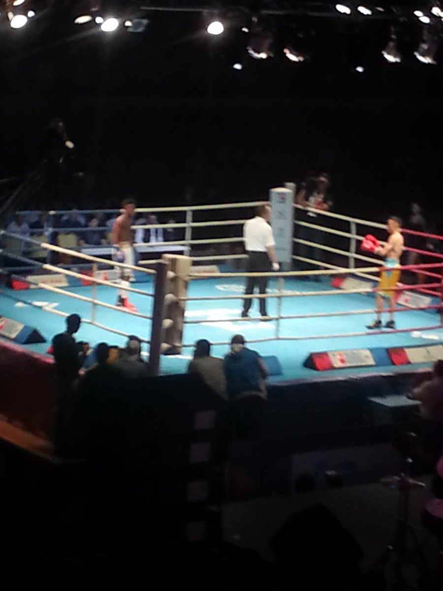 Aib09's tweet photo. Первый раз на таких матчах по боксу #stingisboxing #аябоксер https://t.co/1FLnaNUtRd