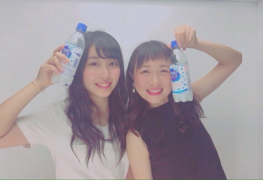 nm1216__F's tweet photo. カルピスソーダ🔵⚪️🔵⚪️
宣伝部長！！！🔸👊🏻😆うそ。

暑くなると炭酸飲みたくなる🍸"* https://t.co/IDgpIxsl9V