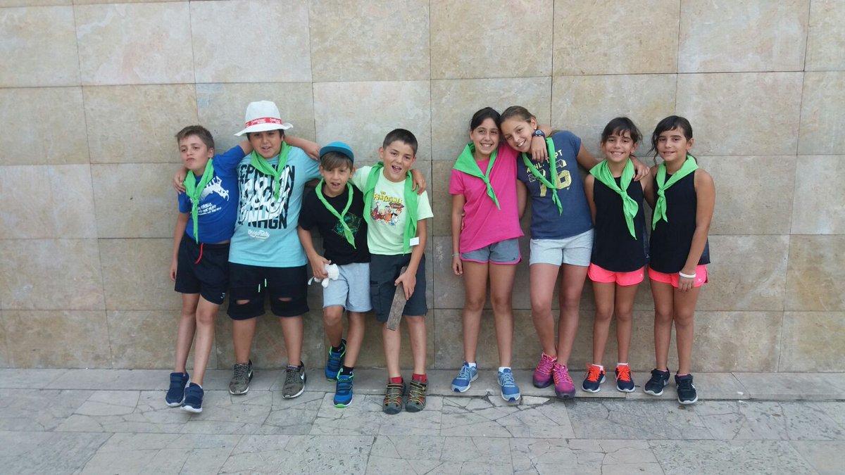 igdmaristes's tweet photo. Tots els agrupaments són fora de campaments. Alguns acaben aquest dies i d'altres comencen l'aventura. #Torxa #Ajmacor #campaments https://t.co/1grbD9VdlW