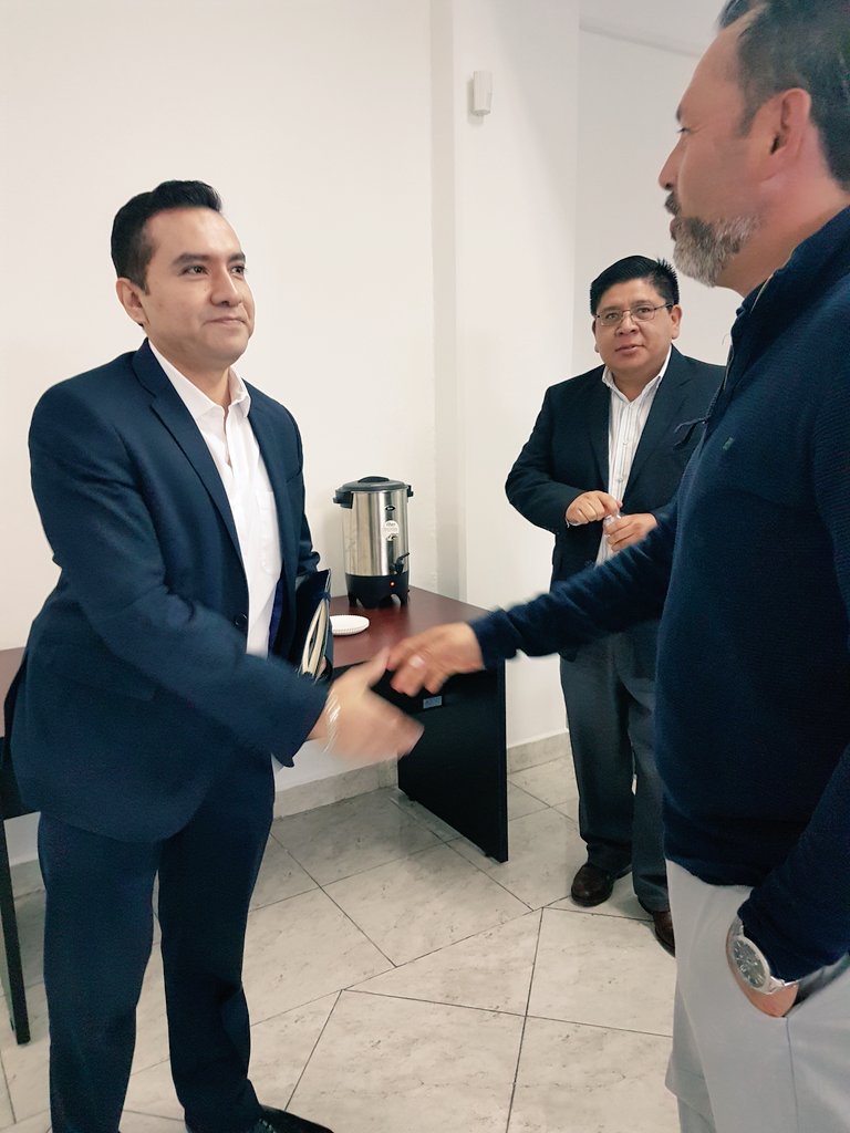 hectorochoapueb's tweet photo. Centro Universitario de Vinculación de la BUAP. Ente Empresarial Multidisciplinario que desde dentro de la Universidad apoya a productores. https://t.co/u9yUeAdKtG