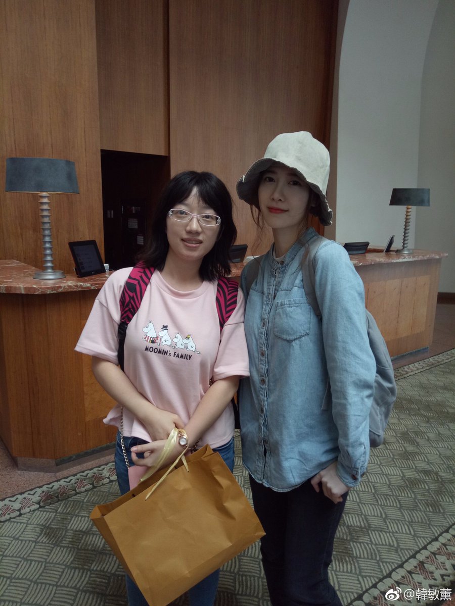GHS_VN's tweet photo. [More pics] 2017 International Art Fair in Jeju Island https://t.co/takrwGk5Fc