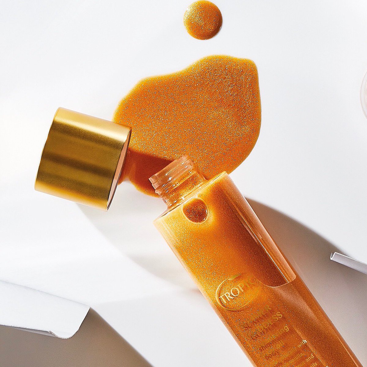 Infused with golden shimmer, you're guaranteed to stand out in the crowd this festival season with Summer Goddess Shimmering Body Oil ✨