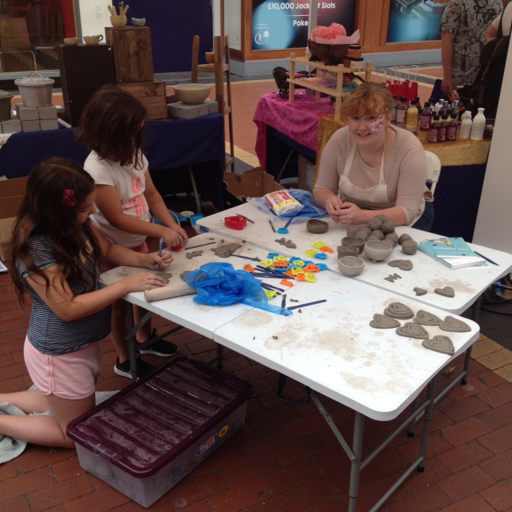 POPUPshowcase's tweet photo. Jade is running a clay workshop for your crafty tikes to make bowls and decorative hearts! On till 6pm today @RedDragonCentre @ollahomeware https://t.co/gT6sjAOfFN