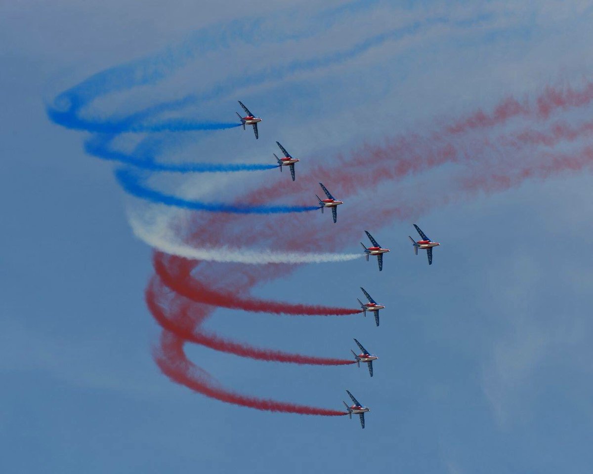 PAFofficiel's tweet photo. RDV sur la Plage de @portbarcares à partir de 16h pour la demo de la #PAFOfficiel 
#Armee_de_lair #BleuCielAirshow
#electrobeach https://t.co/ANks9N5S6E