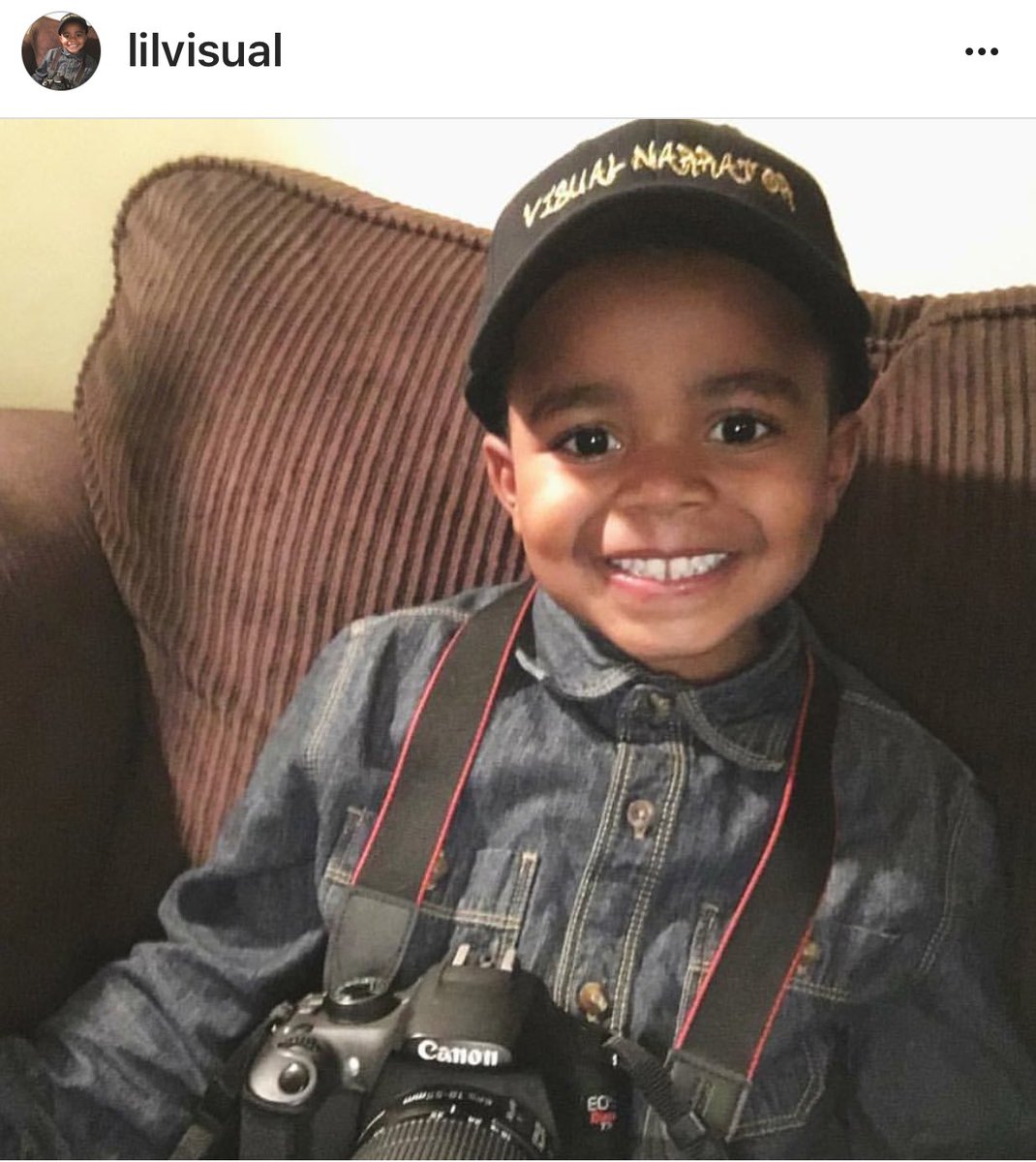 _visualnarrator's tweet photo. I teach my son photography as well.  He's 5 😍😩 https://t.co/w3Rfi5LLvd