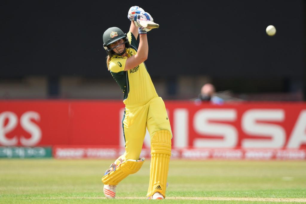 SteveSmithFc's tweet photo. Most consecutive 50s in World cup 
@stevesmith49 -5 @EllysePerryFC  -5 😍
@ICC @cricketworldcup https://t.co/oboFlI1MFR