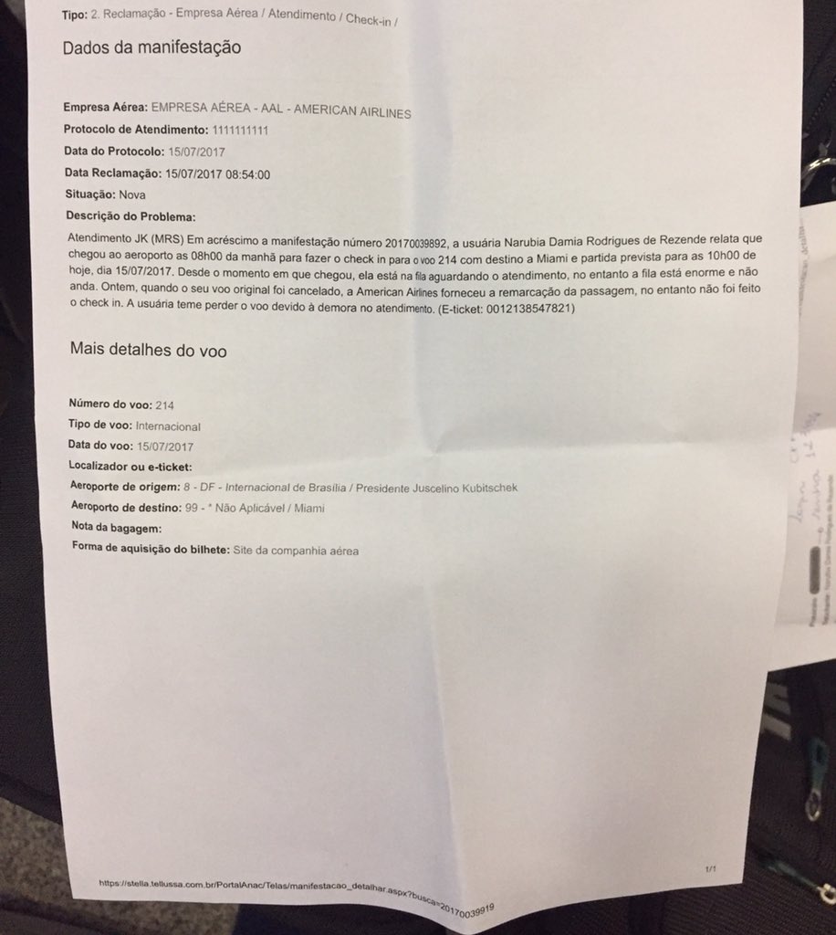 RaphaelWouters's tweet photo. Two ANAC complaints in 5h time against @AmericanAir #AA214. By the way, your (helpful) staff is tired after almost 24h of working #fail https://t.co/mGNszfTogi