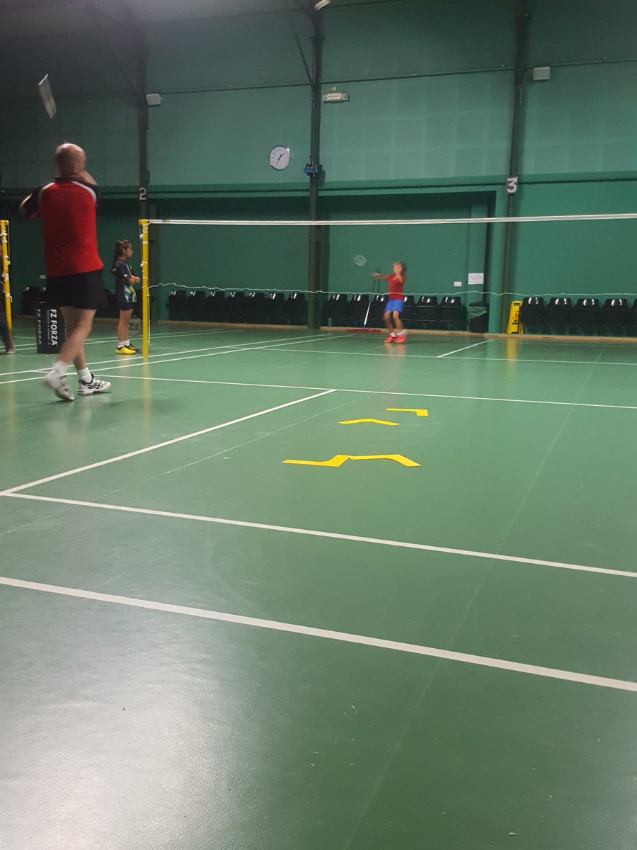 Hull Badminton Club tweet media