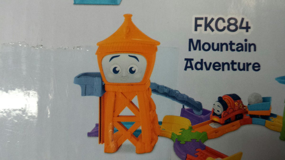 TTCollectables's tweet image. Look at Owen lmao!! 😂 #ThomasTankCollectables #MyFirstThomas