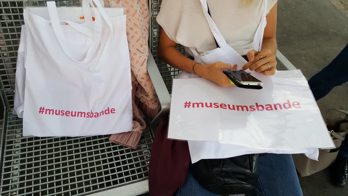 cldmtv's tweet photo. Sind wieder am Bahnhof und warten sehnsüchtig auf die Gäste aus Karlsruhe.. #blinddateSKA #museumsbande https://t.co/aqJ9xQ5dZw