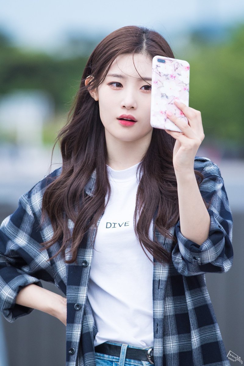 chaeyeonxx's tweet photo. SATANG. https://t.co/8FYYEtPdVD