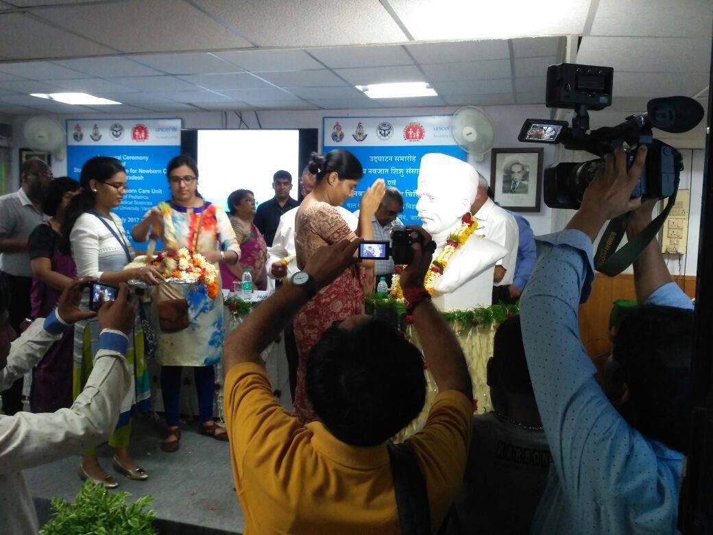 AnupriyaSPatel's tweet photo. आज काशी हिन्दू विश्वविद्यालय वाराणसी में राजकीय नवजात शिशु संसाधन केंद्र एवं नविन नवजात शिशु गहन चिकित्सा इकाई बाल रोग विभाग का उद्घाटन किया https://t.co/MrPZF2KRis