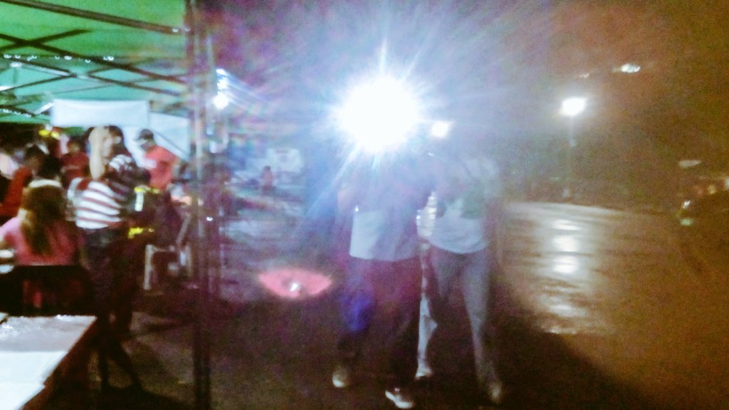 L3amor's tweet photo. ATM CNN Philippines is at VMMC covering the nightshift for day2 of #MMShakeDrill  #mmda #ZeroCasualty https://t.co/Ajxndjh0js