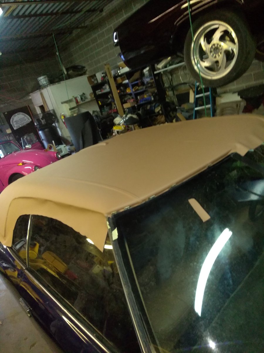 UNSTOPPABLEMAX's tweet photo. Almost done with the top on the Impala https://t.co/QJelKO1eym