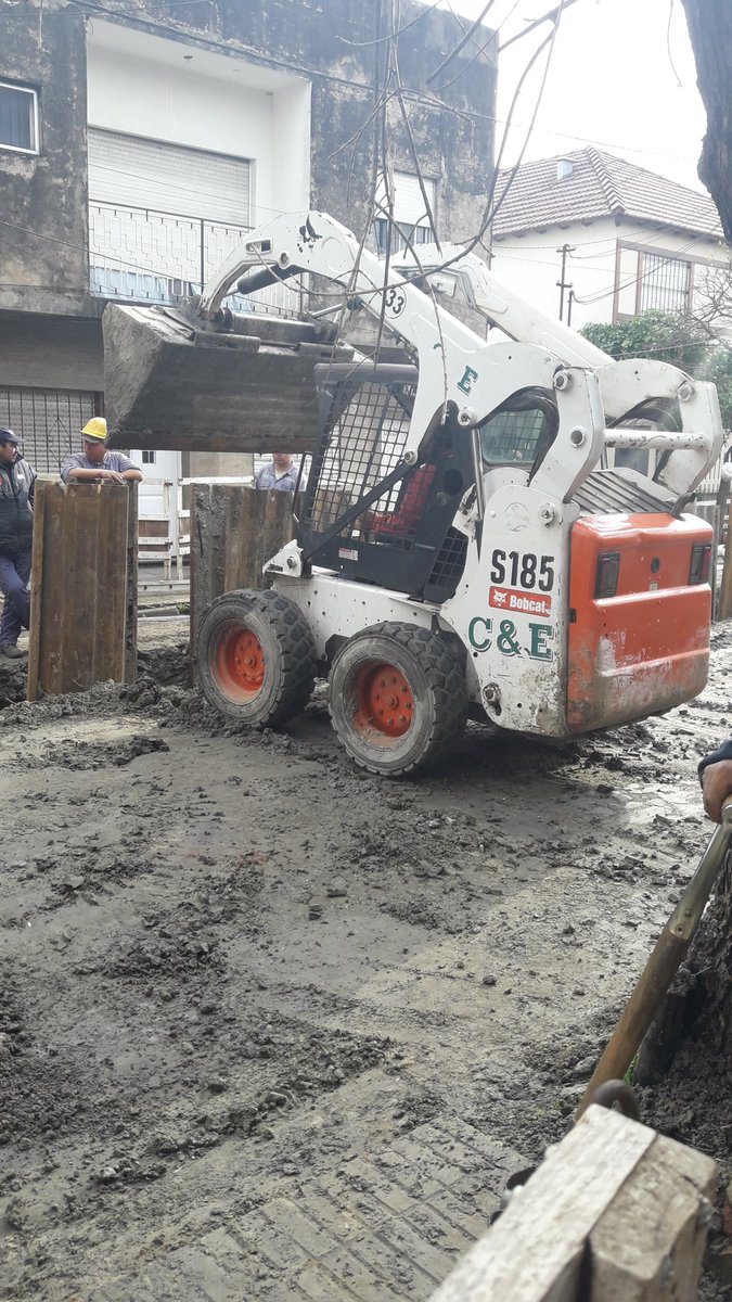 Obras de cloacas en Valentín Alsina #LanusCambiaConObras