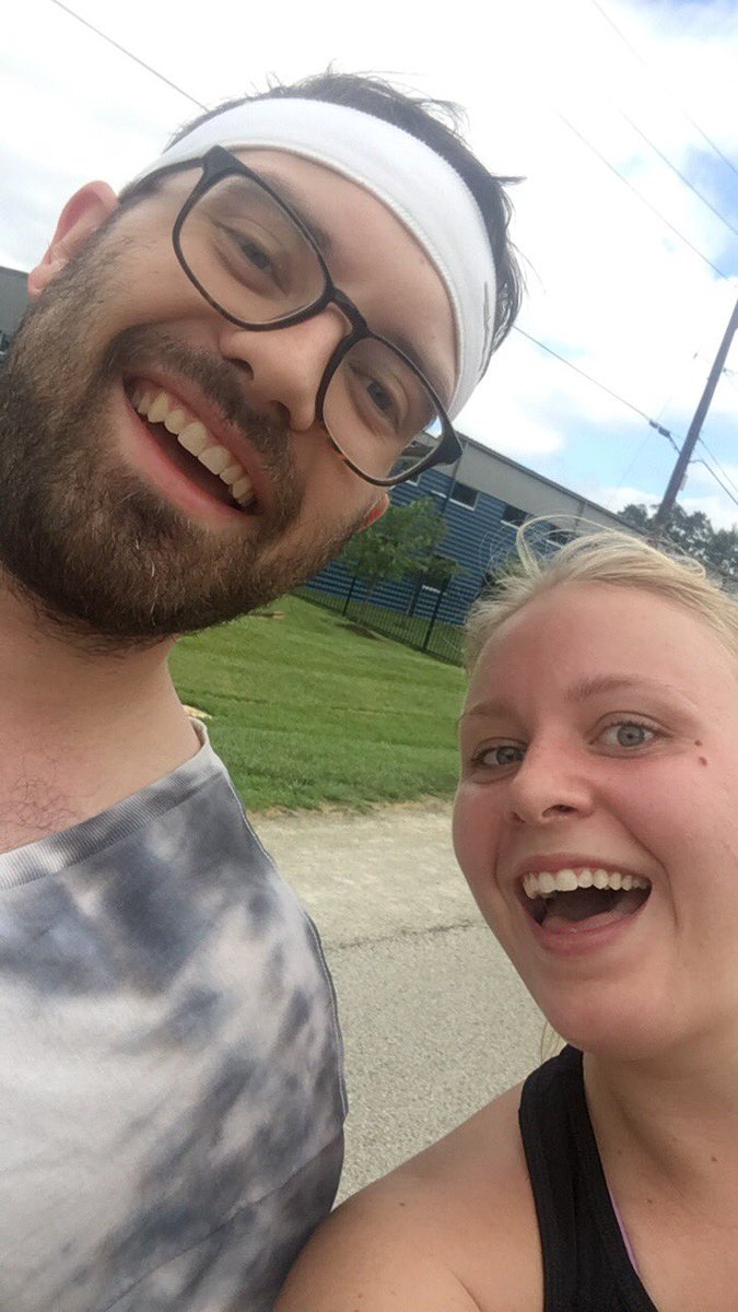 JenE17's tweet image. Snuck up on @tinyinstruments for a surprise selfie on the Monon! #MarathonTraining