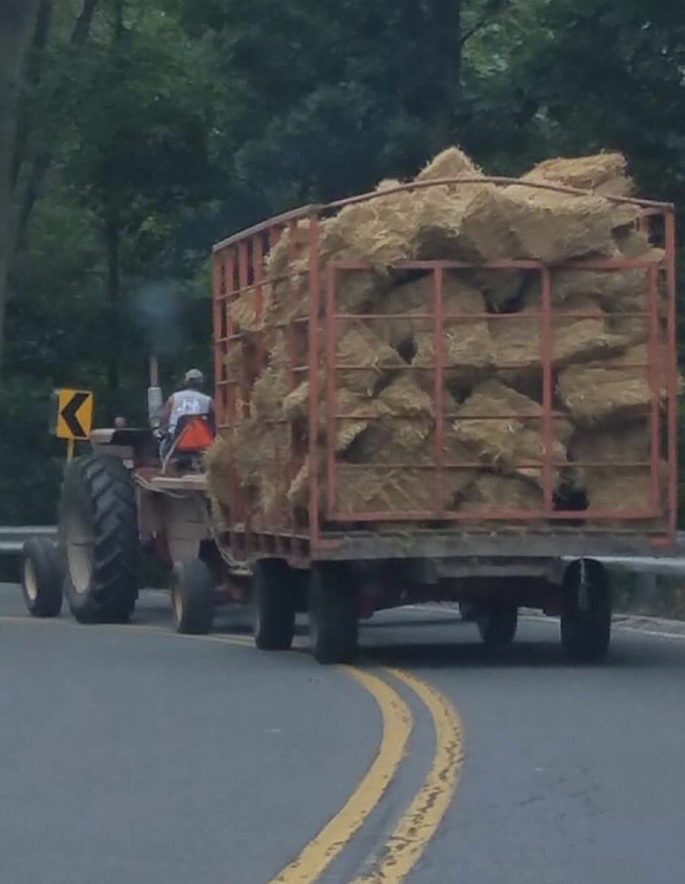 cperrycounty's tweet photo. When you come up in this going fifty around a turn... #cpc #classicperrycounty https://t.co/KDtMIOpIJu