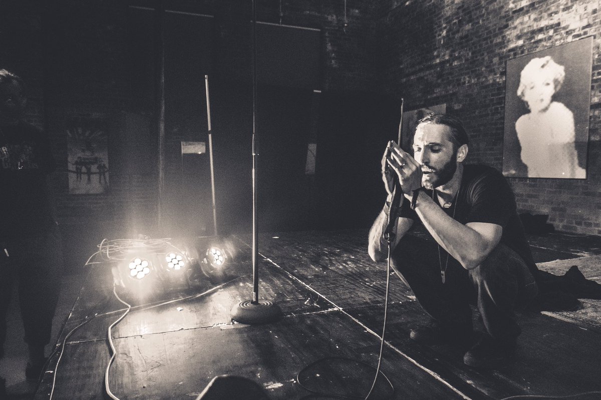 kristoffkrane's tweet photo. Peace family ✌🏽
Kairos - Part One release show tonight in MPLS at @coexhibitions  'Then we found another way to pray' 
----
📸: @dozeflows https://t.co/GYuMX5R0zy