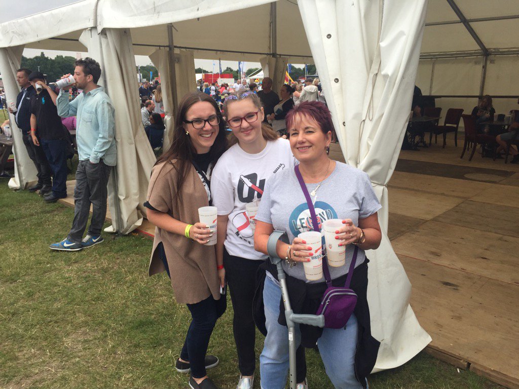 statusuk's tweet image. #bwdfest17 waiting for the Quo 3 generations