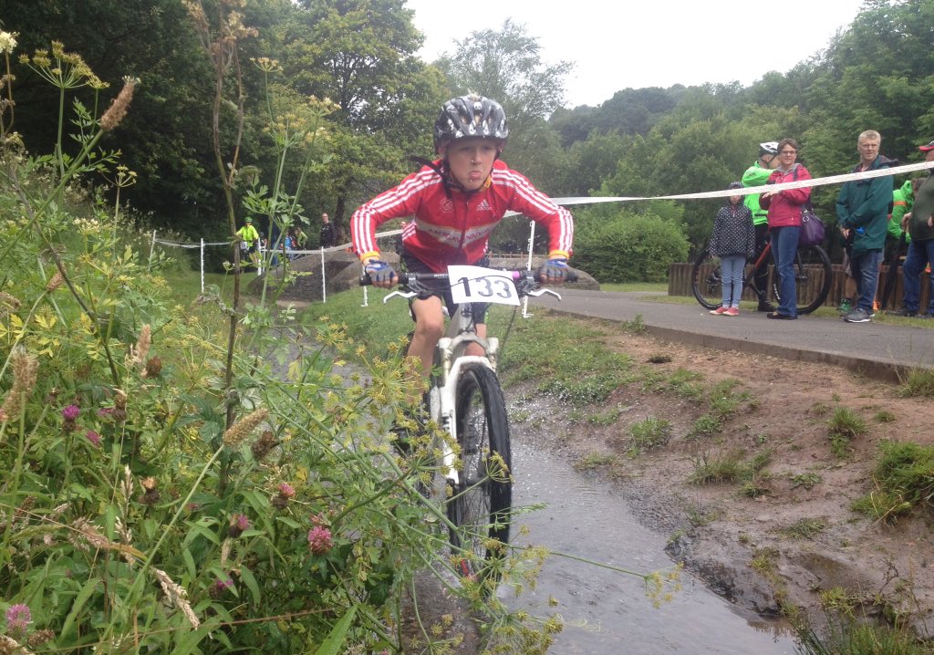 BeicioCymru's tweet photo. Over 50 young #MTB riders took part in our latest #DirtCritsWales day on a great course and open hosted by @thebicycledoc https://t.co/OsJvtwEn45