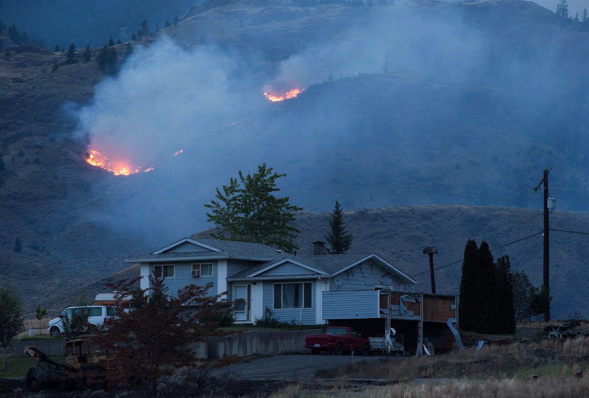 Communities in B.C. brace for wildfire evacuation orders as weather turns  1310news.com/2017/07/15/com… https://t.co/znVKbhHt4X
