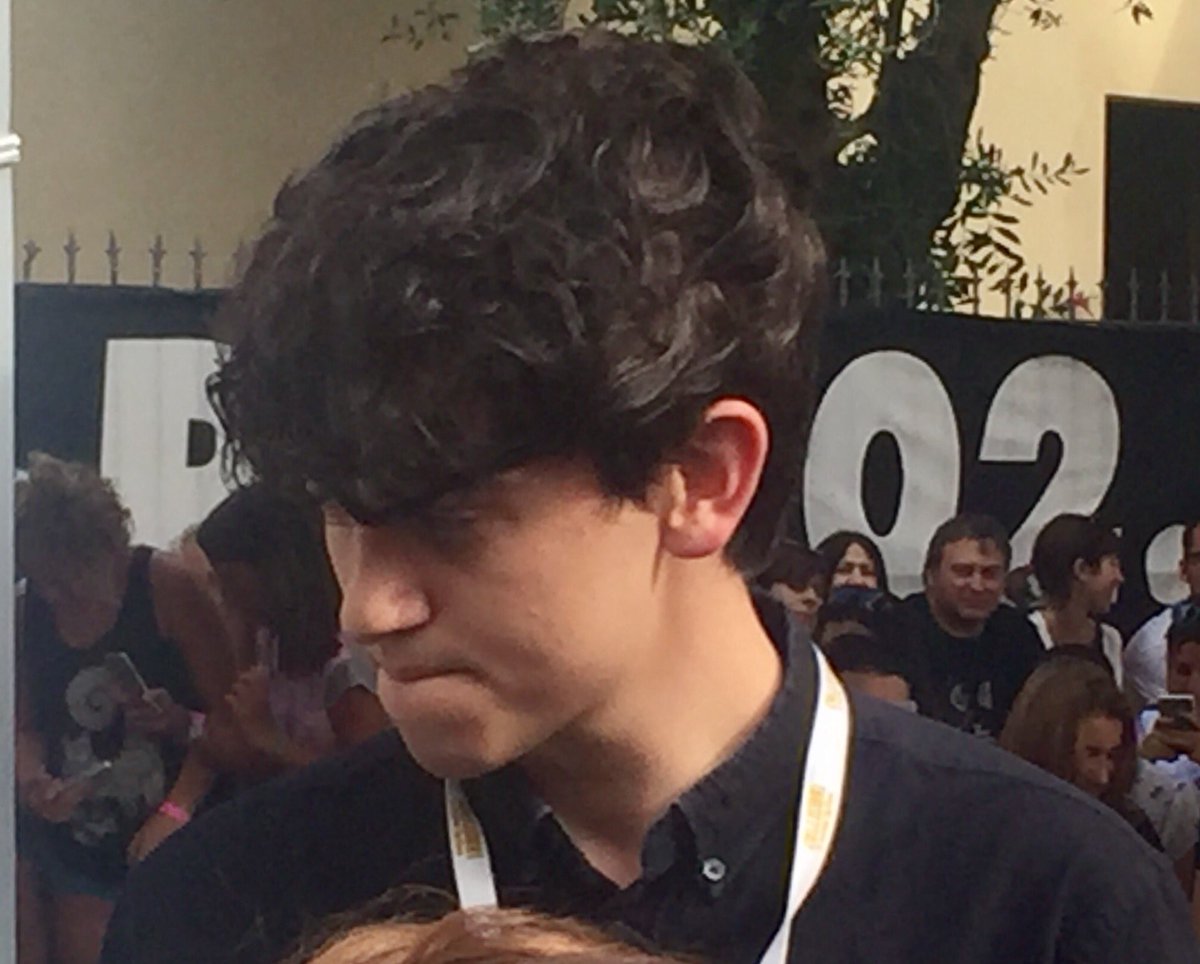 Monikabru's tweet photo. @michele_bravi arriva sul palco di #collisioni17 https://t.co/X54jrhuaHd
