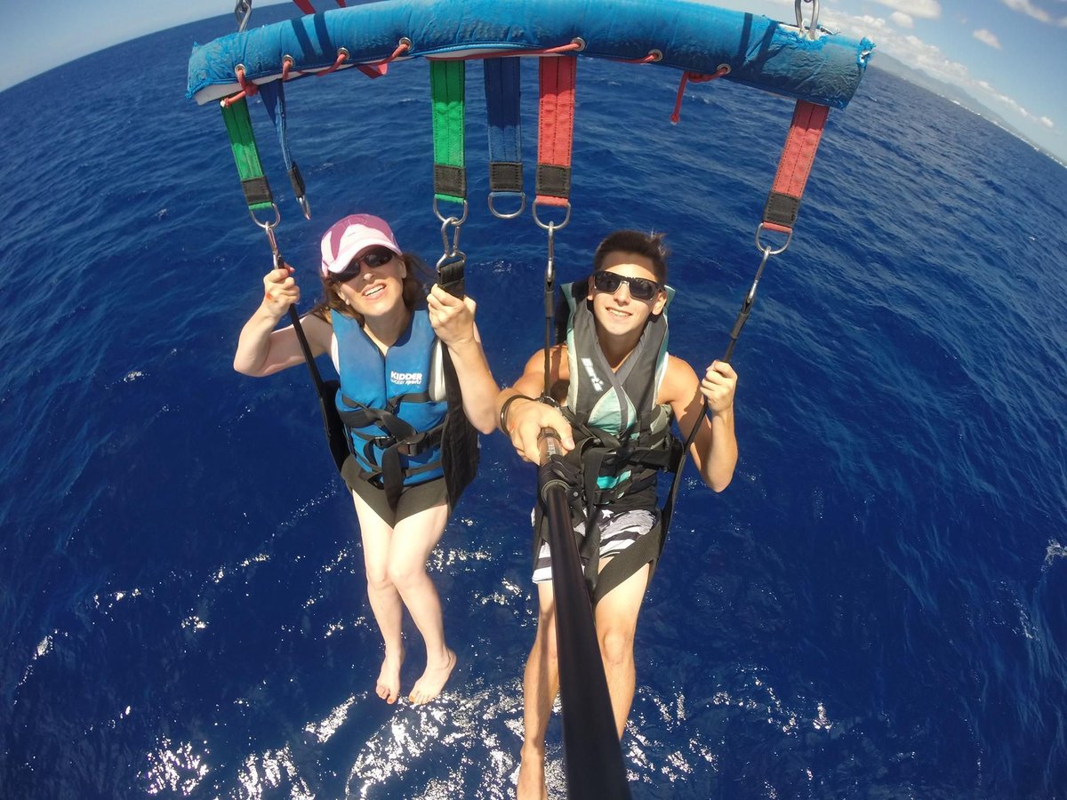 RoundTableEd's tweet image. Where does the #comma go? Find out at: buff.ly/2uR9J04 … RT