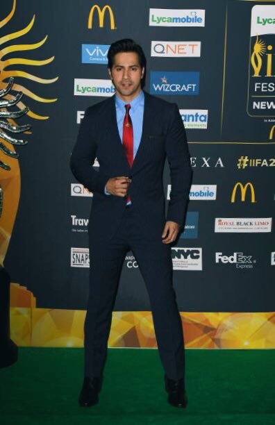 Varun_dvn's tweet photo. #IFFA2017. Last night https://t.co/61ywgvNJZ8
