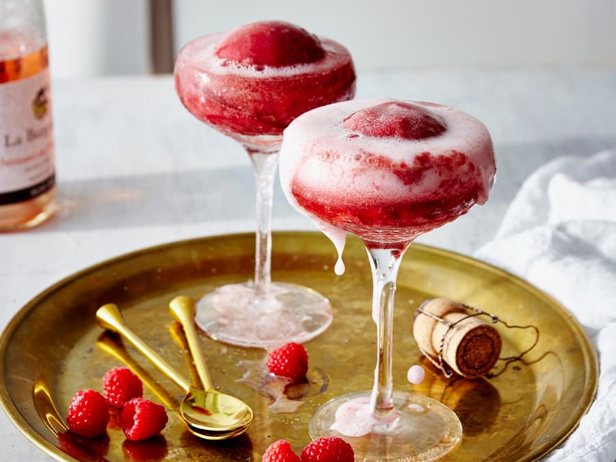 Lisajhubbs20's tweet photo. How amazing do these look? Definitely one to try when the girls are coming over #mumsnight https://t.co/74tKmF4ICt https://t.co/5IRbHjAAkx