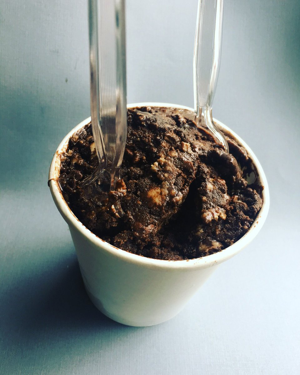 Suggest serving size | Midnight Snack: dark chocolate with #vegansunrise cookie dough in every bite. Join us this #saturdaymorning, Bushwick