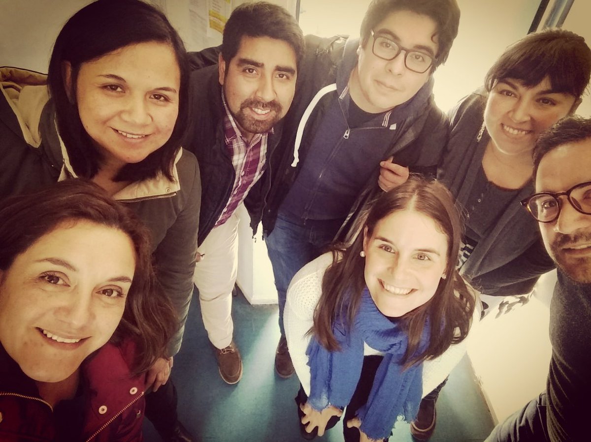 nancytaag's tweet photo. Finalizado curso gestión pedagógica con #Astoreca..excelente experiencia💙💛 https://t.co/pvzJZ9q7nC