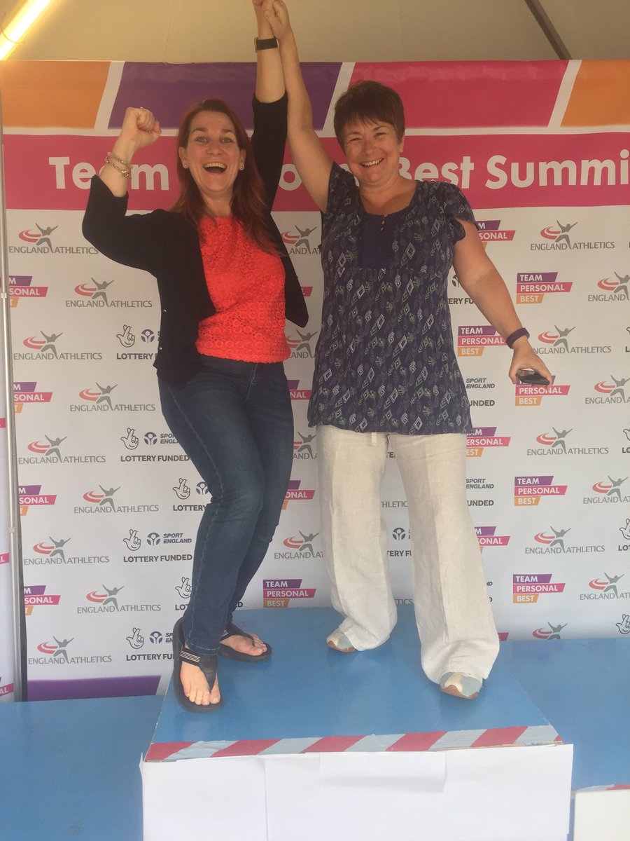 Having fun with <a href="/GlendaMThomas/">Glenda Thomas</a> at Para Athletics! #TeamPersonalBest