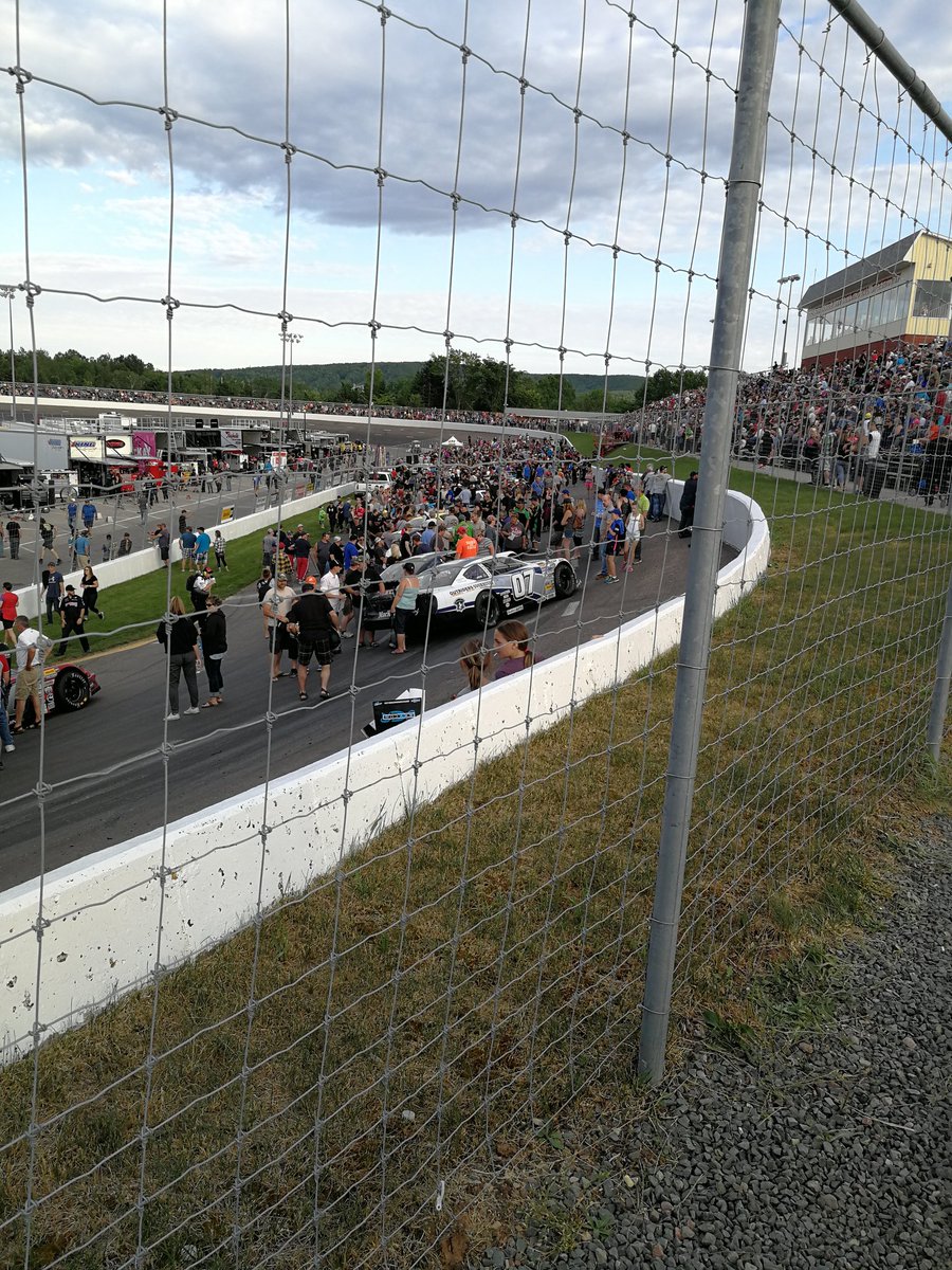 AntigonishJrB's tweet photo. Latest 50/50 count is over $10000.00 @IWKFoundation #markmartin #riversidespeedway https://t.co/KmMXwsWA2v