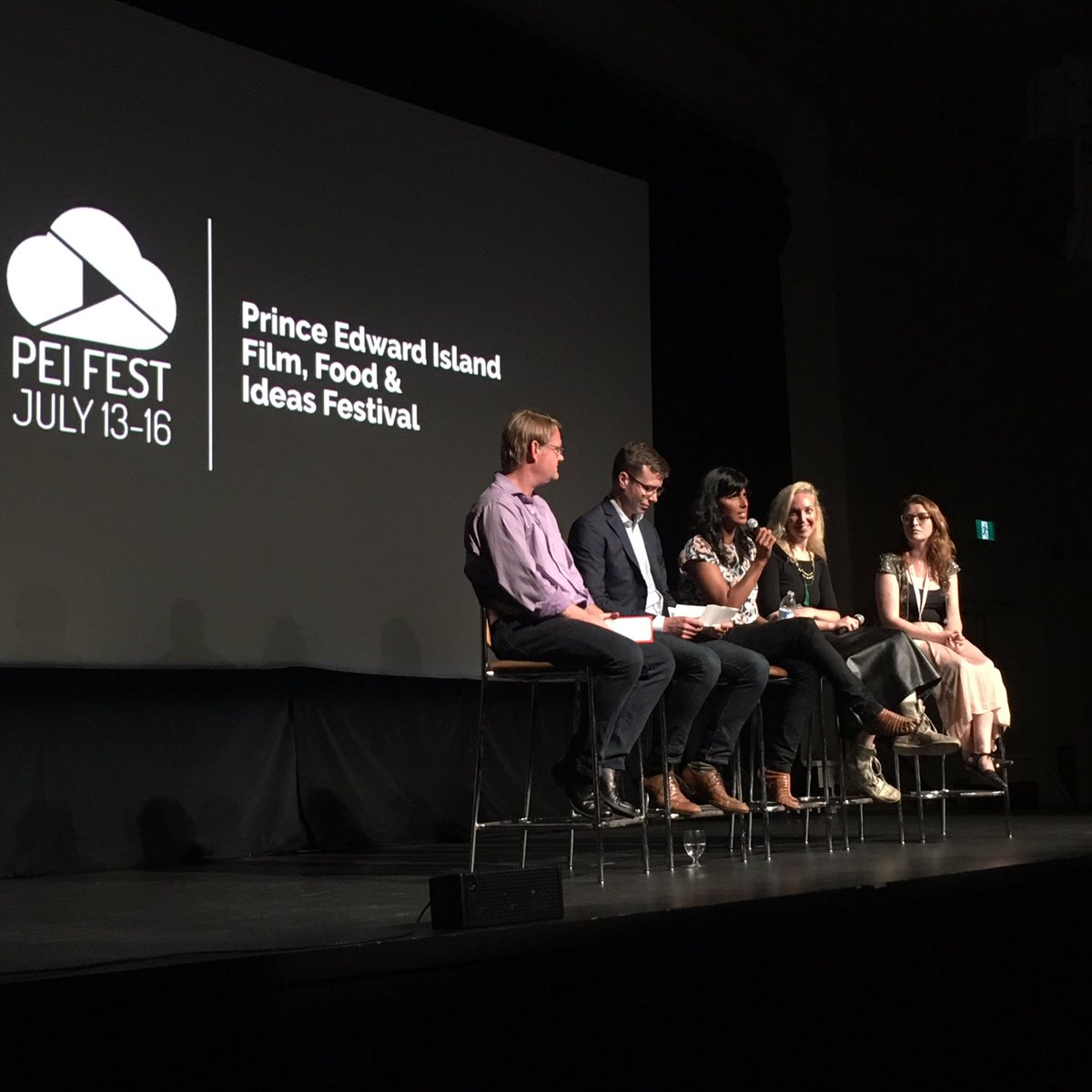 peifest's tweet photo. Our incredible panel after the screening of @ABetterManFilm at #PEIFest having an important conversation about domestic violence #PEI https://t.co/lg30Yc9Mpf