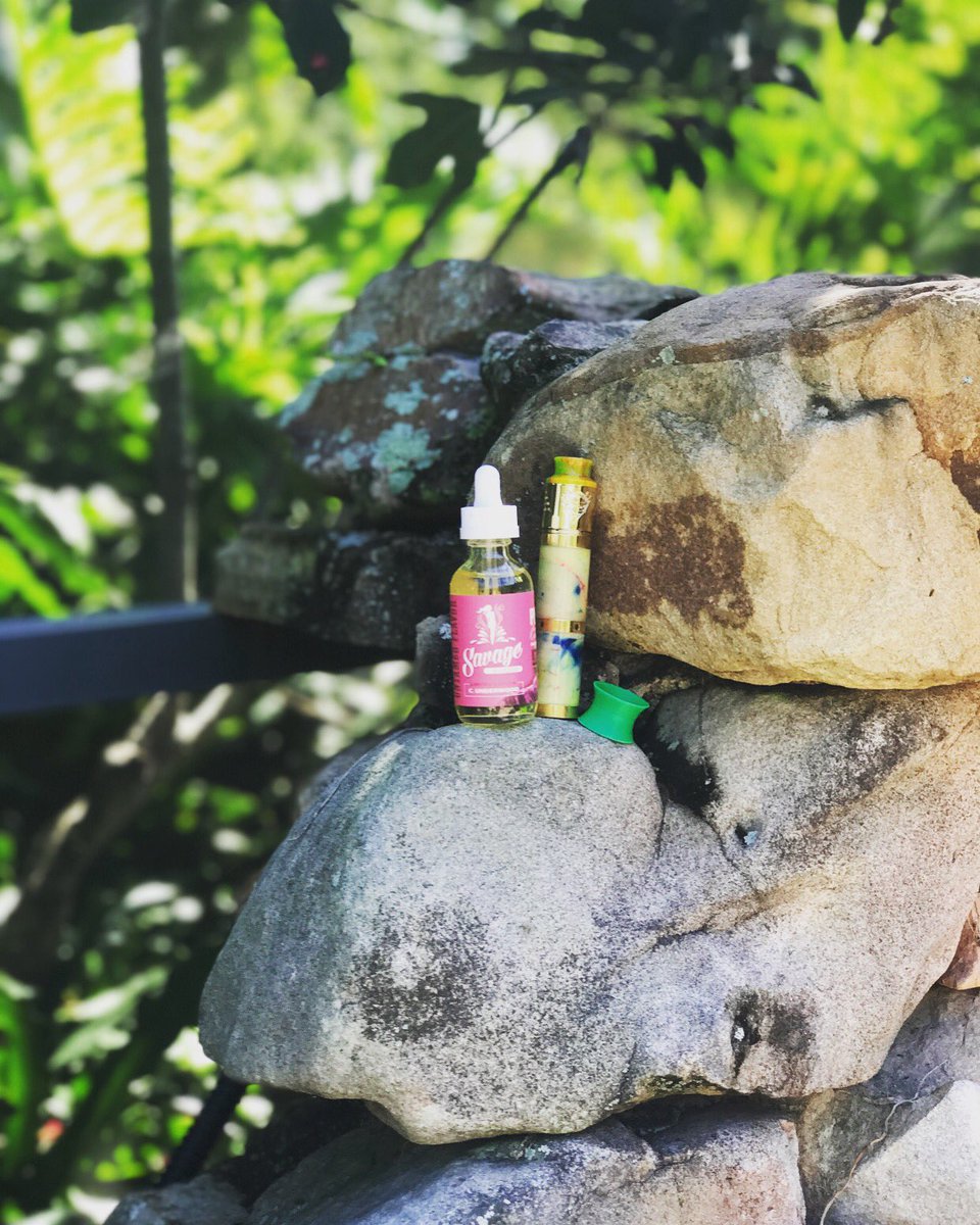 The_Otrainer's tweet photo. Wanna stand out check out the OTrainer‼️
#vape #vapelyfe #vaping #vapestore #vapetricks #VapeCommunity #vapeporn #vapepen #otrainer #vape💨 https://t.co/NYt9YiDt0h