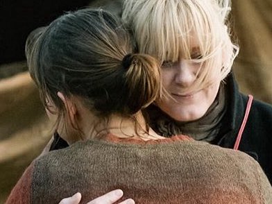 HappyValleyFans's tweet photo. Wanting a Sarah hug right nowπ #SarahLancashire #InNeedOfAHug #LTIH #SarahLancashireFan https://t.co/fdO7bQtHTx