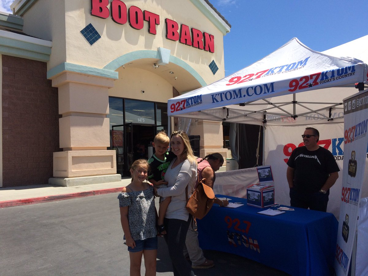 Ktom Com On Twitter Saturday Spent At Bootbarn In Salinas
