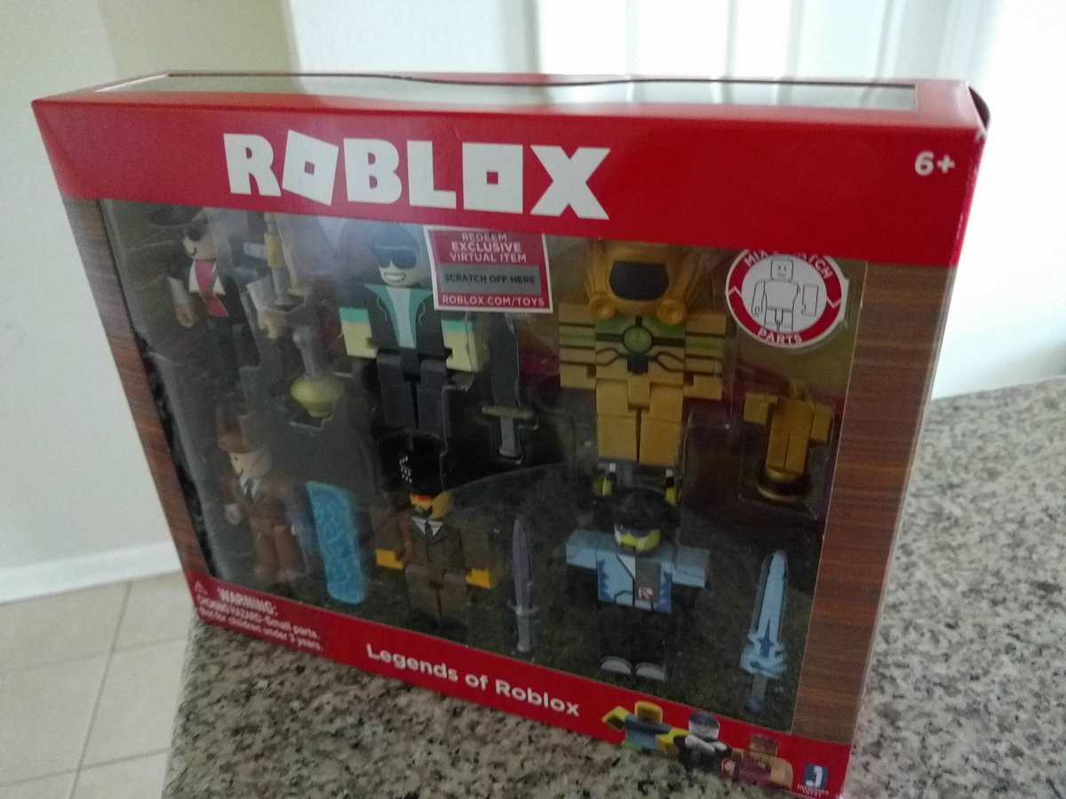 Thegamer101 On Twitter My Roblox Toy Was Delivered Today It S Mind Blowing To Have A Toy Of My Character - 243gamer101 roblox video