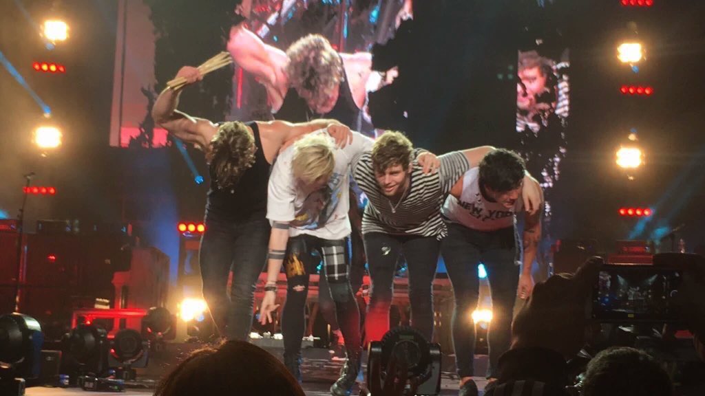 bbylonluke's tweet image. one year ago today , a small band from sydney , australia sold out madison square garden . 

july 15 , 2016