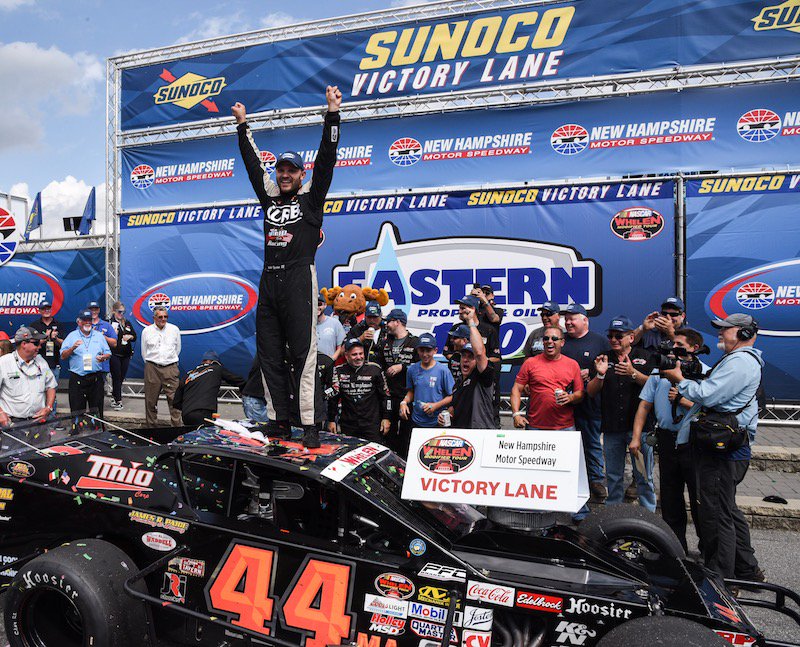 RaceDayCT's tweet image. Fine Line: Bobby Santos III Wins Whelen Mod Tour Eastern Oil &amp;amp; Propane 100 At NHMS #NWMT racedayct.com/2017/07/fine-l…