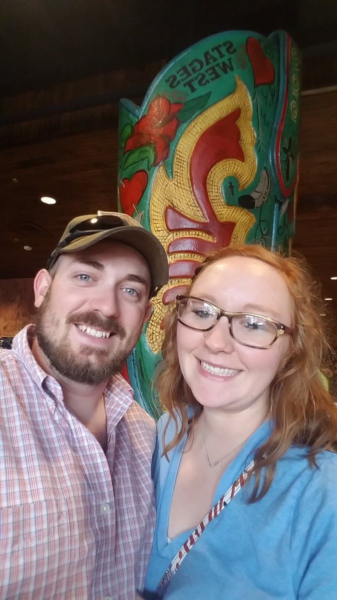 SmallTowwnGirl's tweet photo. Finally made it to @StagesWest #TheBigBoot https://t.co/d0LuGoNqRc