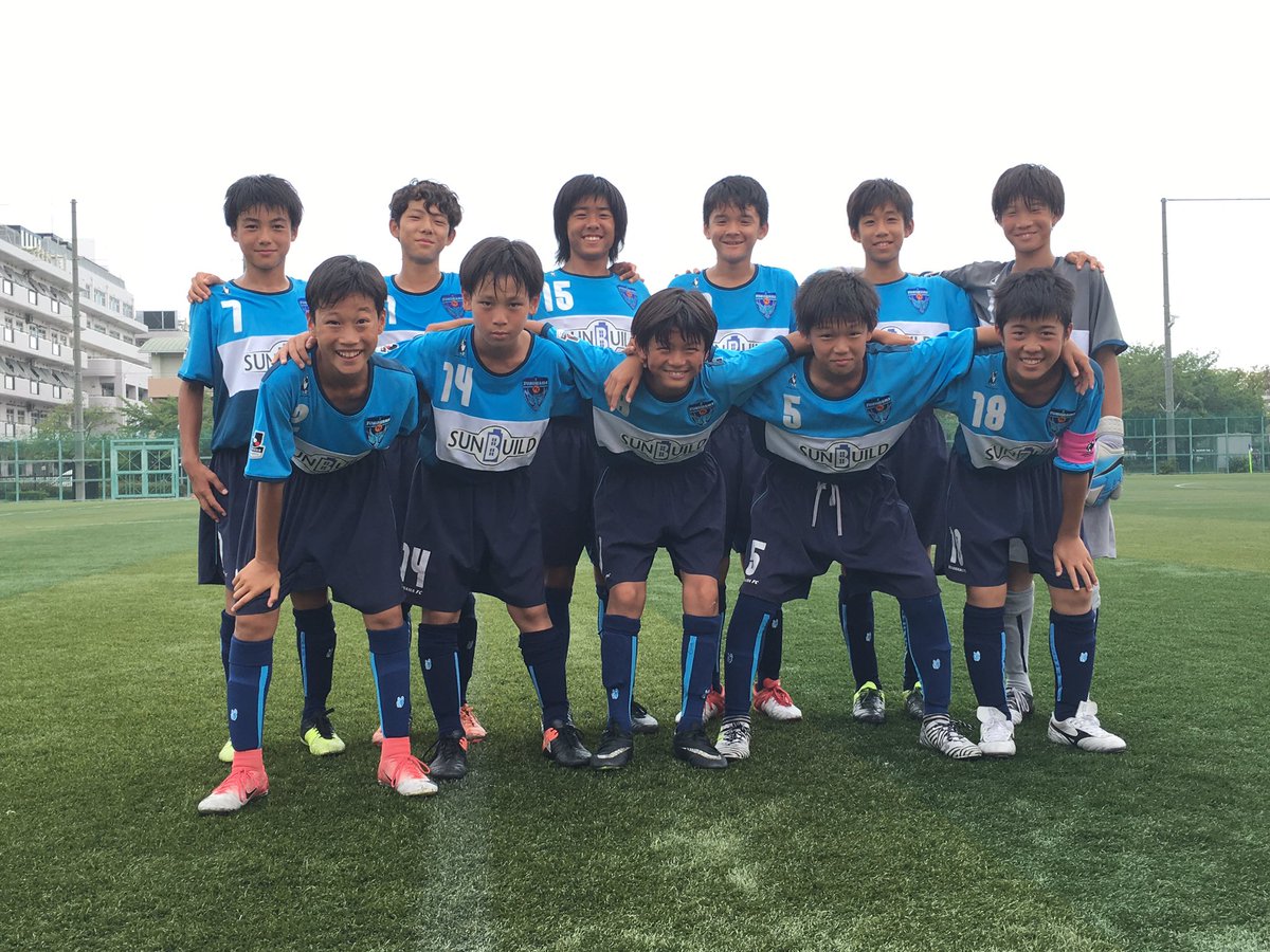 横浜fc 公式 Auf Twitter ジュニアユースu 13は 3日間で6試合対戦相手は セレッソ大阪 大分トリニータ ヴィッセル神戸 セレッソ大阪西 京都サンガf C セレッソ和歌山 猛暑の大阪で悪戦苦闘 闘っています アカデミー